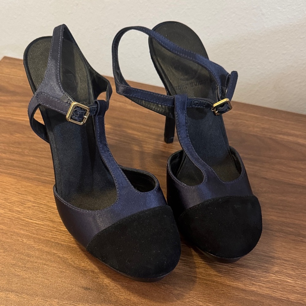 Tory Burch Navy and Black Heels